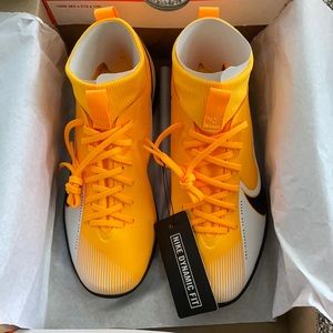 Nike Kids Mercurial Superfly 7 Academy Indoor Soccer Shoes